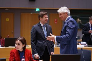 Victor Ponta, candidat la Președinția României: „Sportul, prioritatea mea”, viziune împărtășită de Eugen Teodorovici